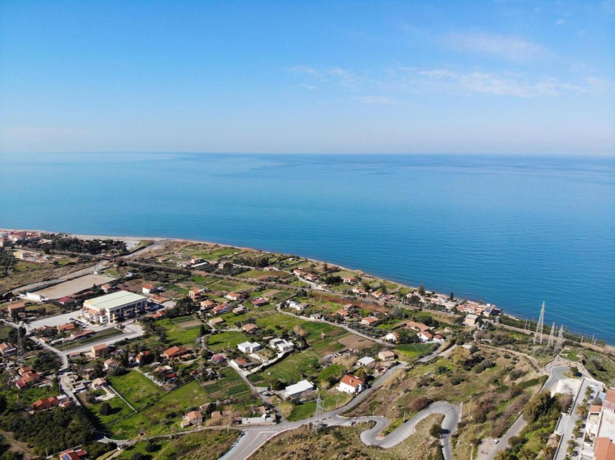 Case Vacanza Le Casette Санто-Стефано-ди-Камастра Экстерьер фото